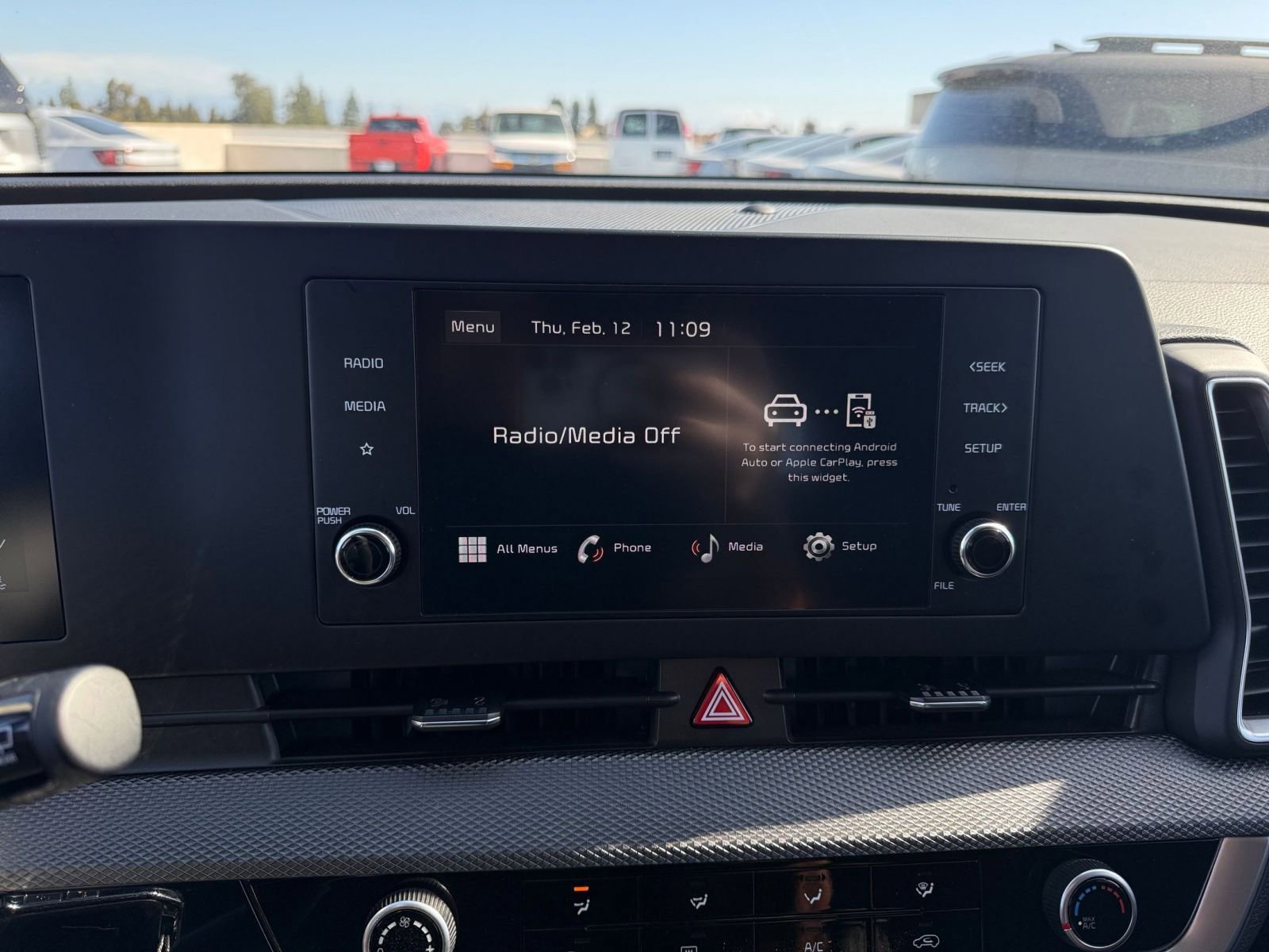 Used 2025 Kia Sportage LX image 20