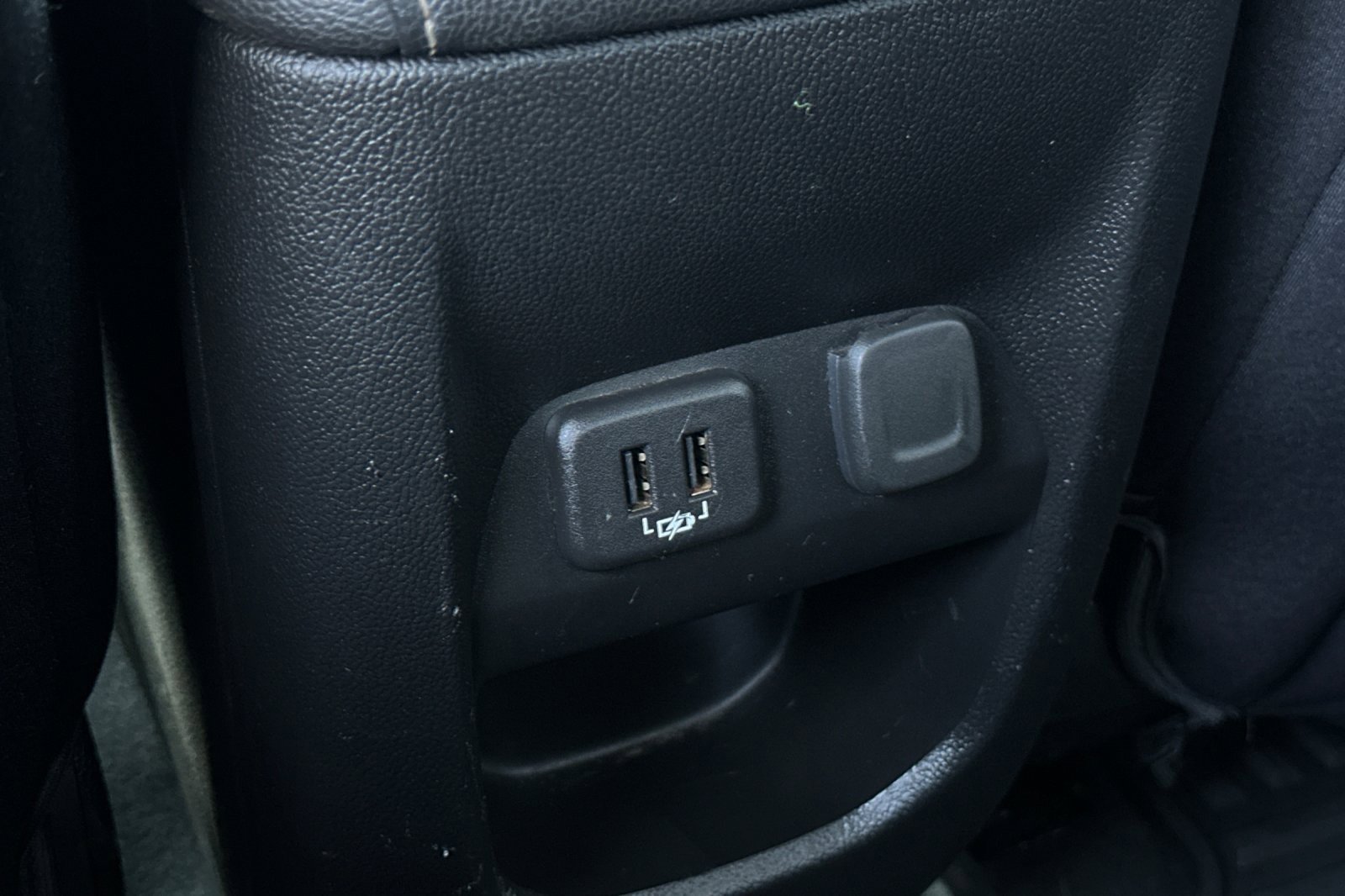 Used 2019 Chevrolet Colorado ZR2 image 38