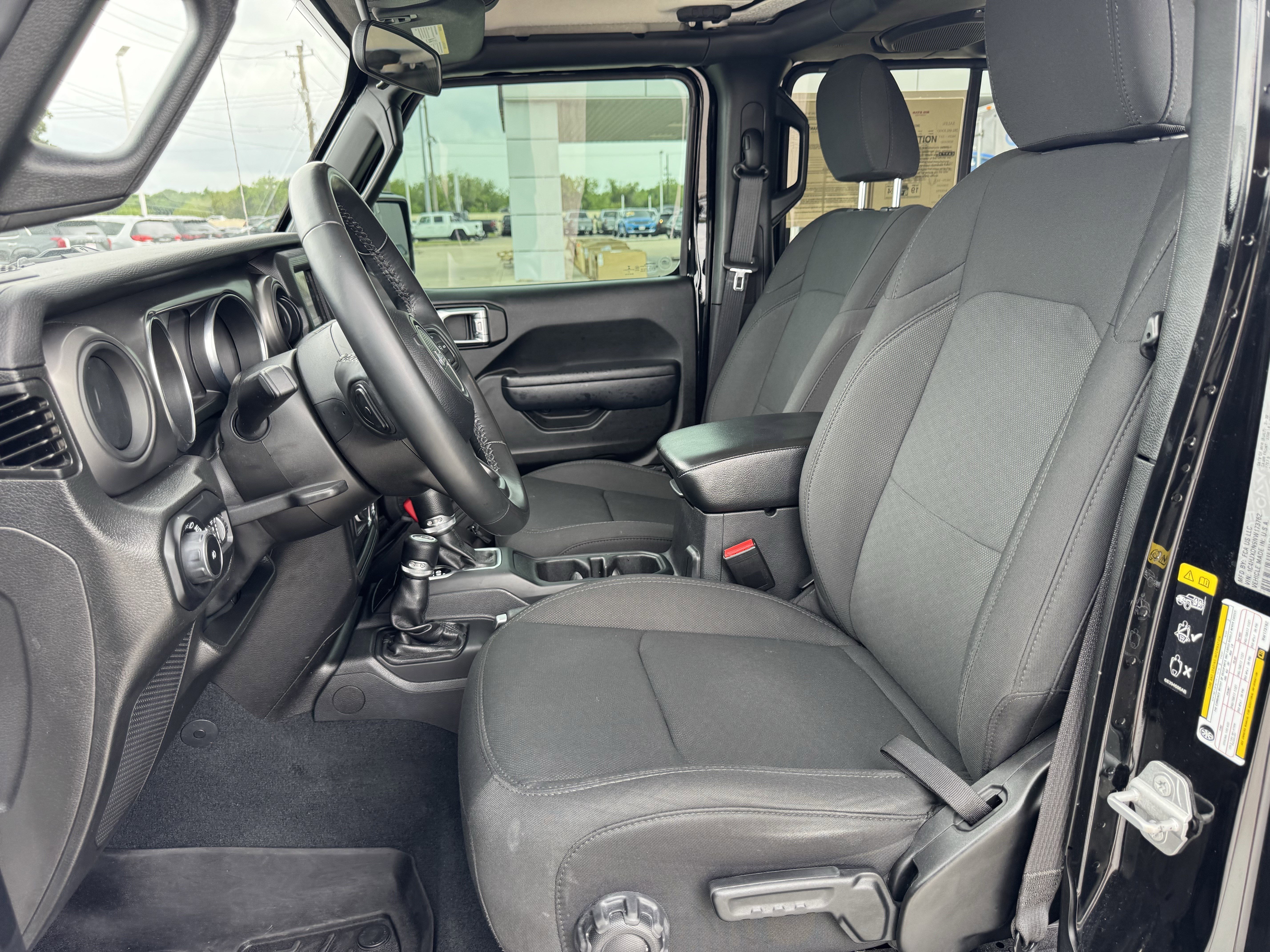 Used 2022 Jeep Wrangler Unlimited Sport AWD/4WD image 27