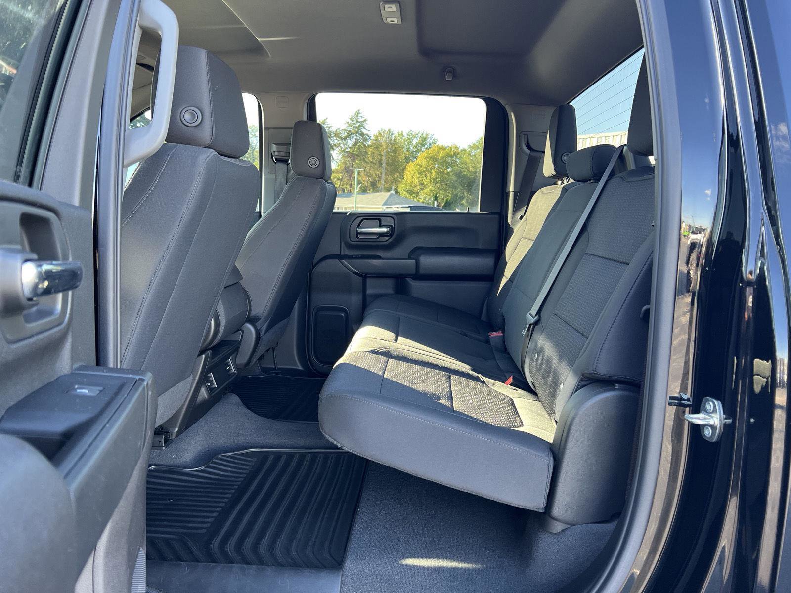 Used 2023 Chevrolet Silverado 2500 Custom w/ Custom Value Package image 37