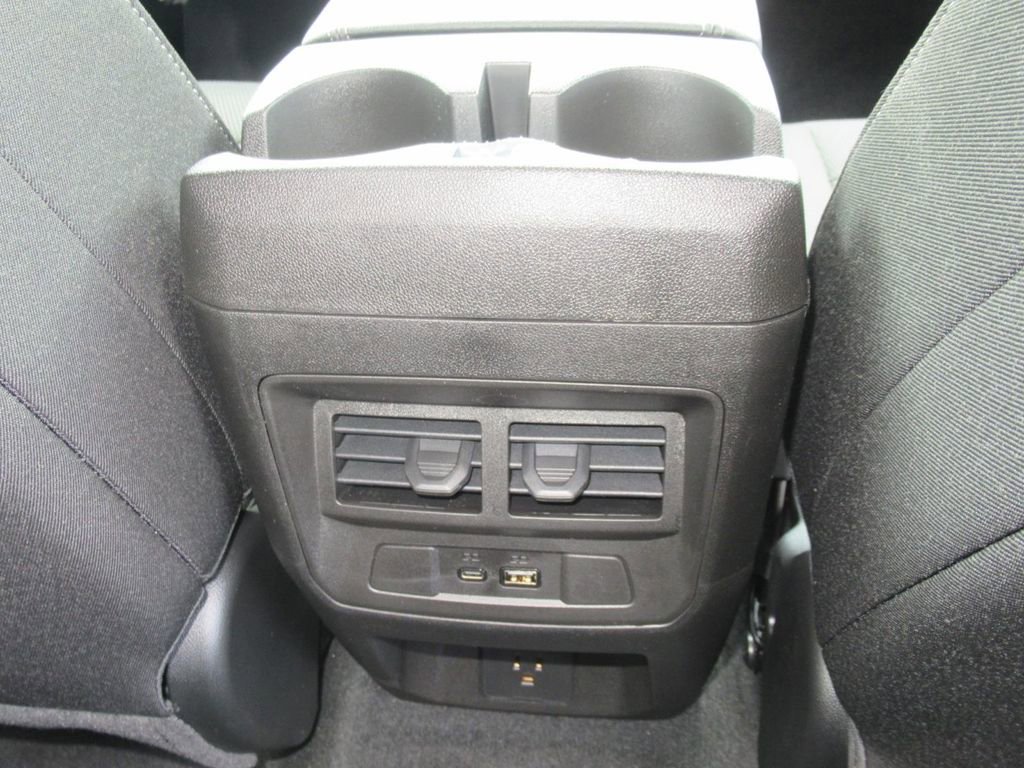New 2026 GMC Canyon Elevation w/ Convenience Package RWD image 29
