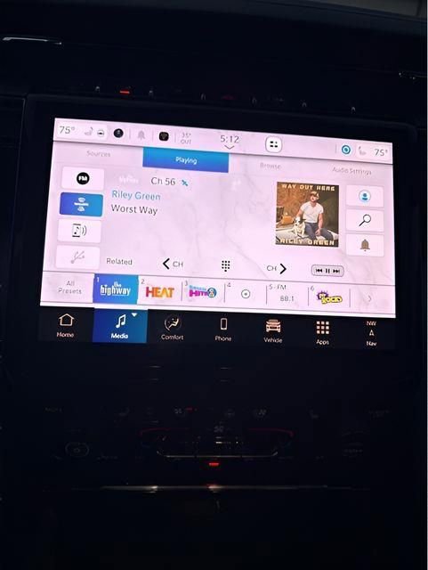 New 2025 Jeep Grand Cherokee L Limited w/ Luxury Tech Group II image 19