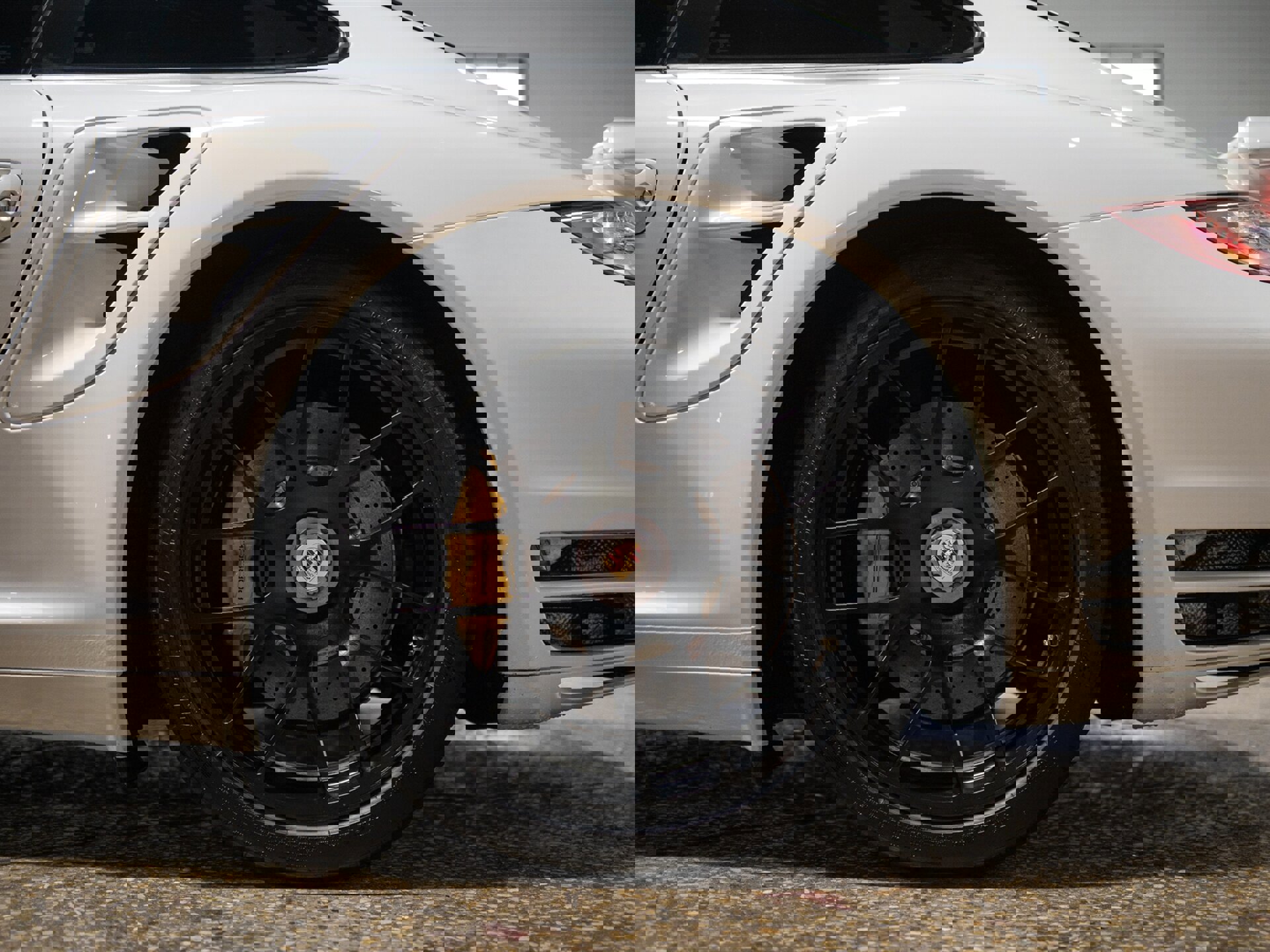 Used 2013 Porsche 911 Turbo S image 19