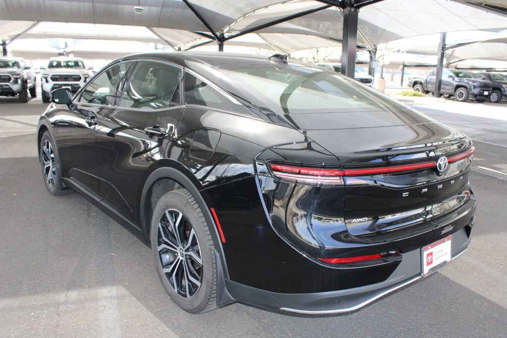 Certified 2023 Toyota Crown XLE image 14