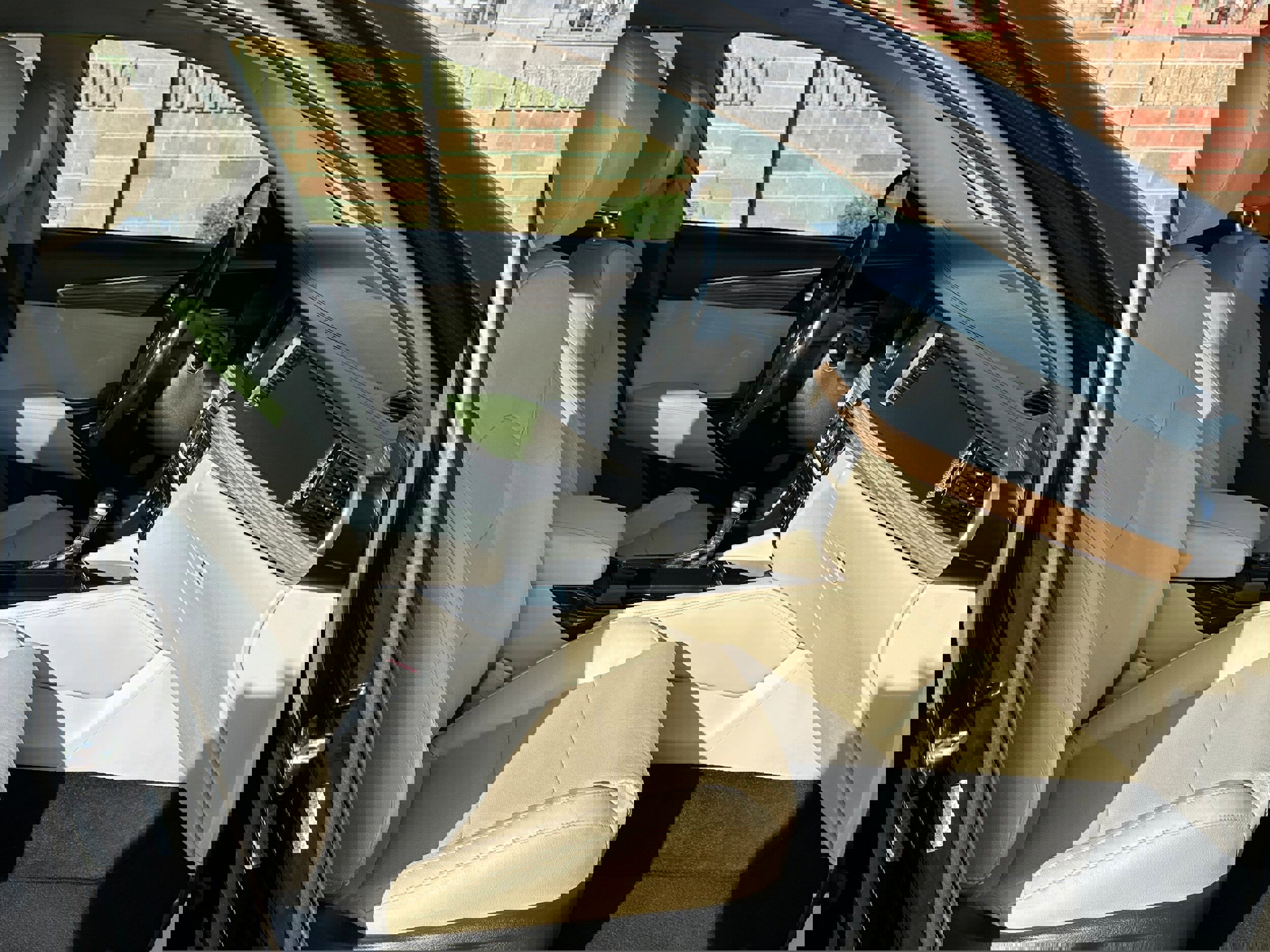 Used 2018 Kia Cadenza Premium w/ Luxury Package image 11