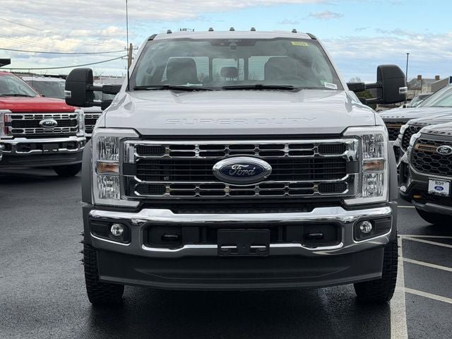 New 2026 Ford F550 4x4 Crew Cab image 6