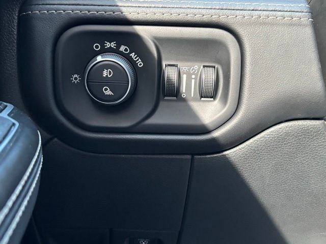 Used 2024 RAM 3500 Limited w/ Night Edition AWD/4WD image 42