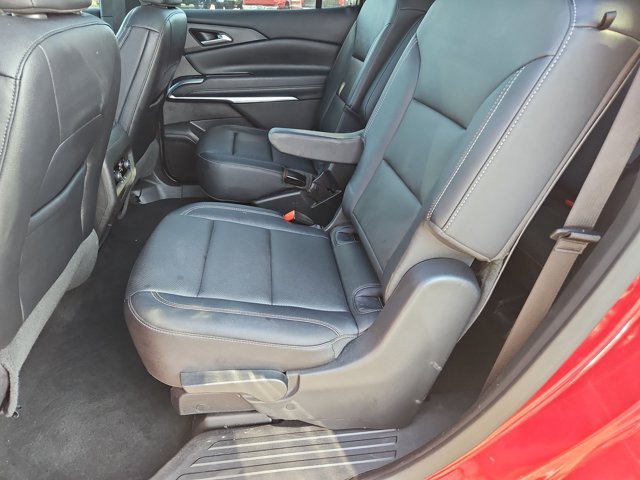 Used 2025 Chevrolet Traverse LT w/ Sun and Wheel Package FWD image 19