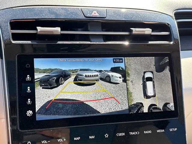 Used 2023 Hyundai Tucson Limited AWD/4WD image 17