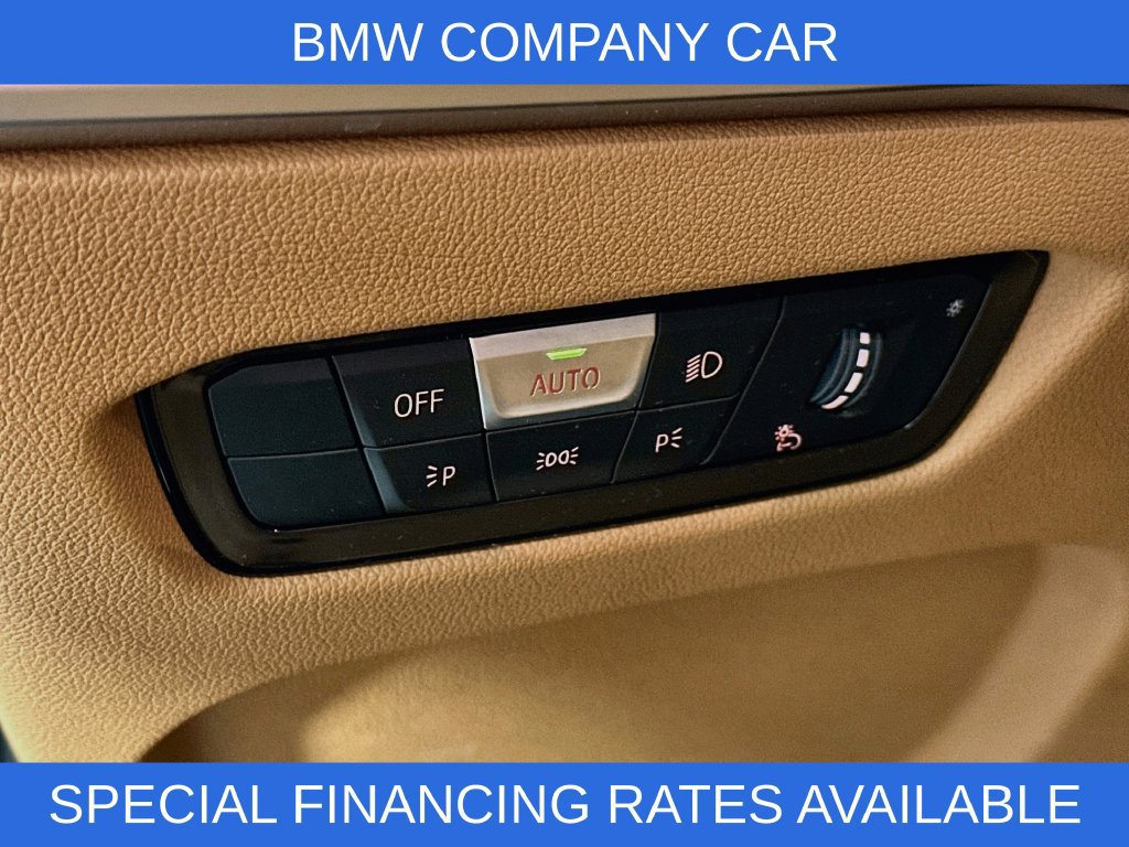 Used 2026 BMW 330i xDrive Sedan AWD/4WD image 12