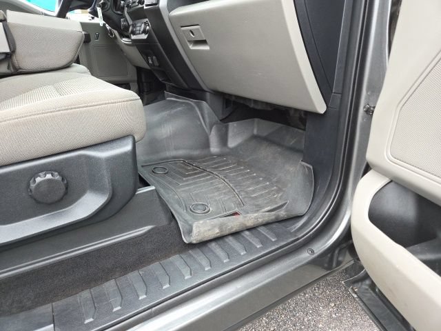 Used 2020 Ford F150 XLT w/ Heavy-Duty Payload Package AWD/4WD image 15