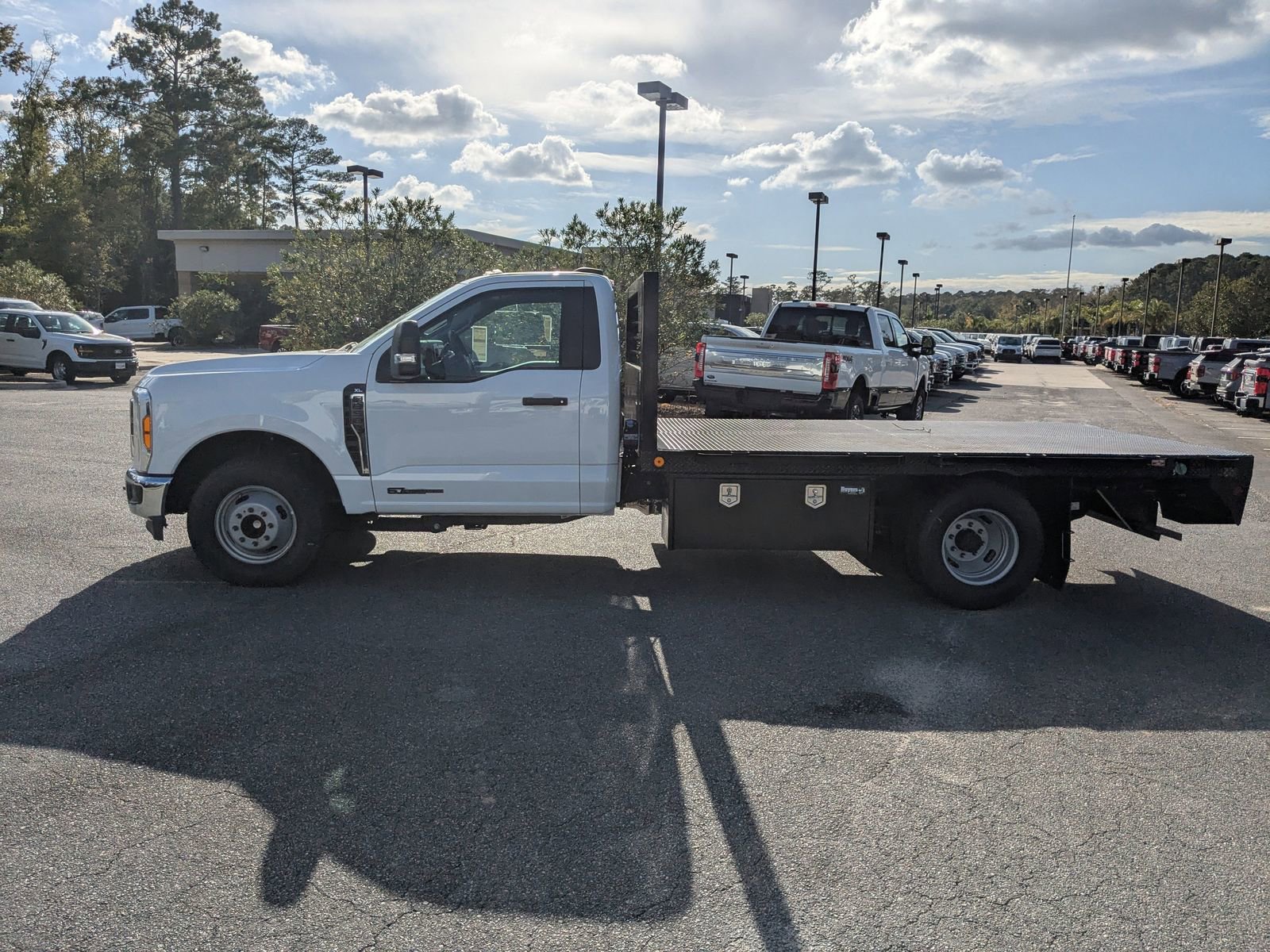 New 2023 Ford F350 XL w/ XL Chrome Package image 7