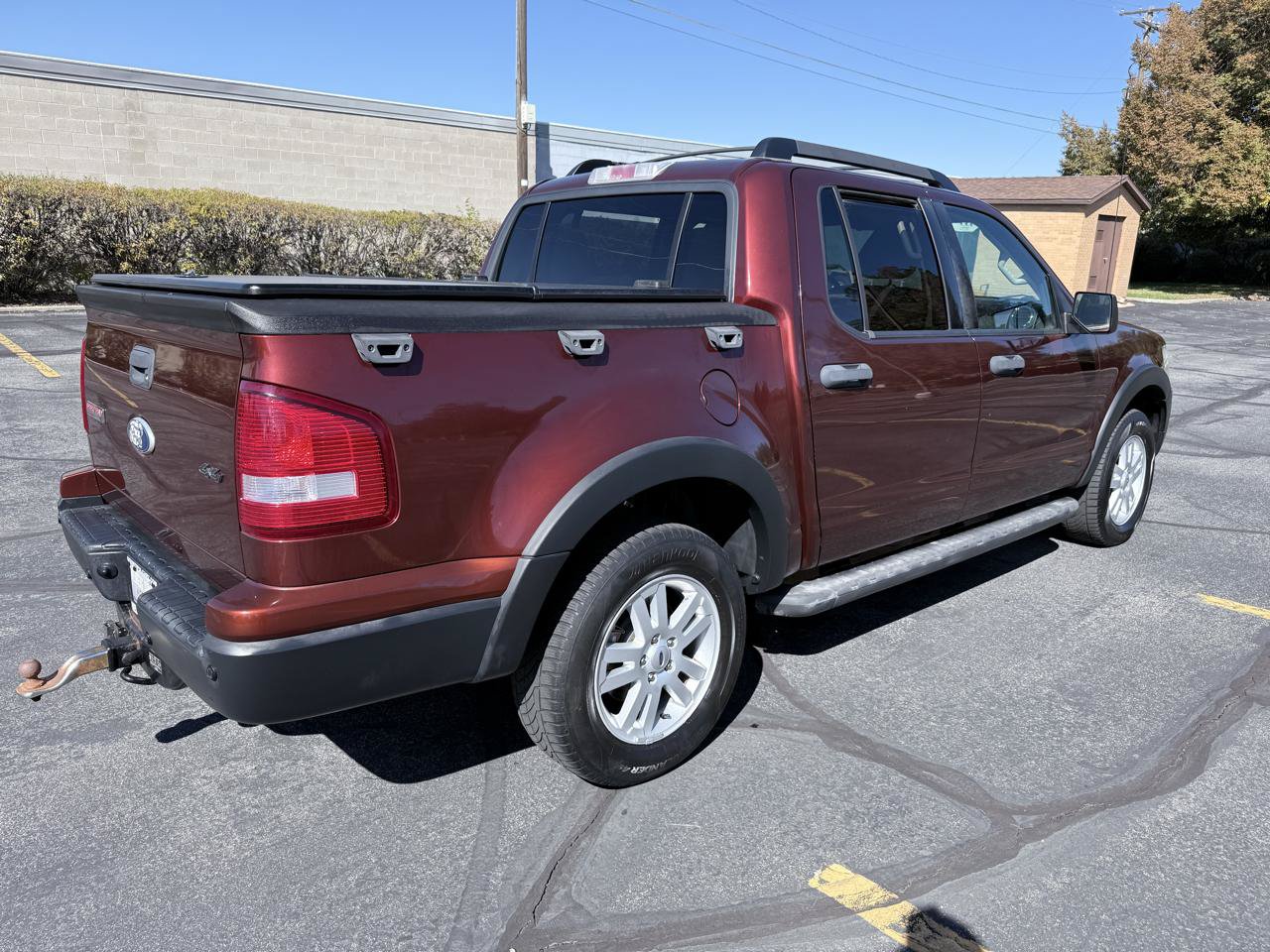 Used 2010 Ford Explorer Sport Trac XLT AWD/4WD image 5