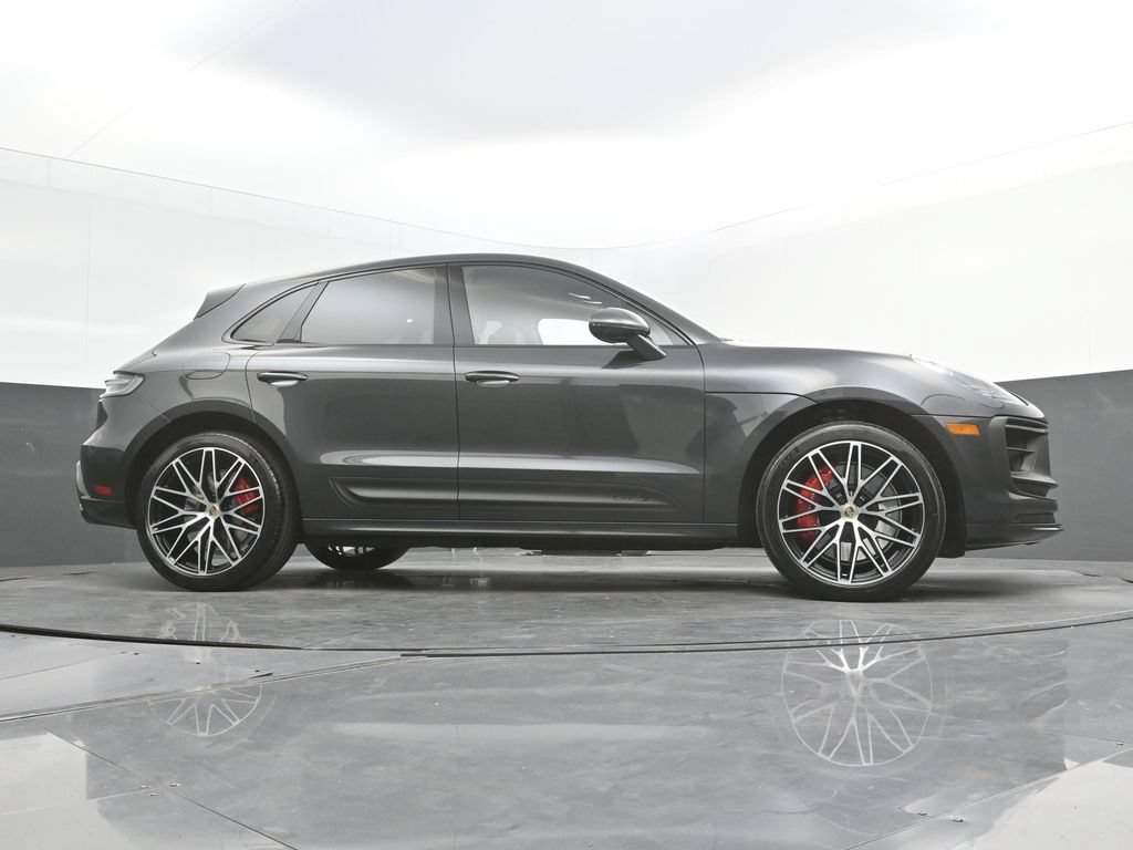Certified 2024 Porsche Macan GTS AWD/4WD image 34
