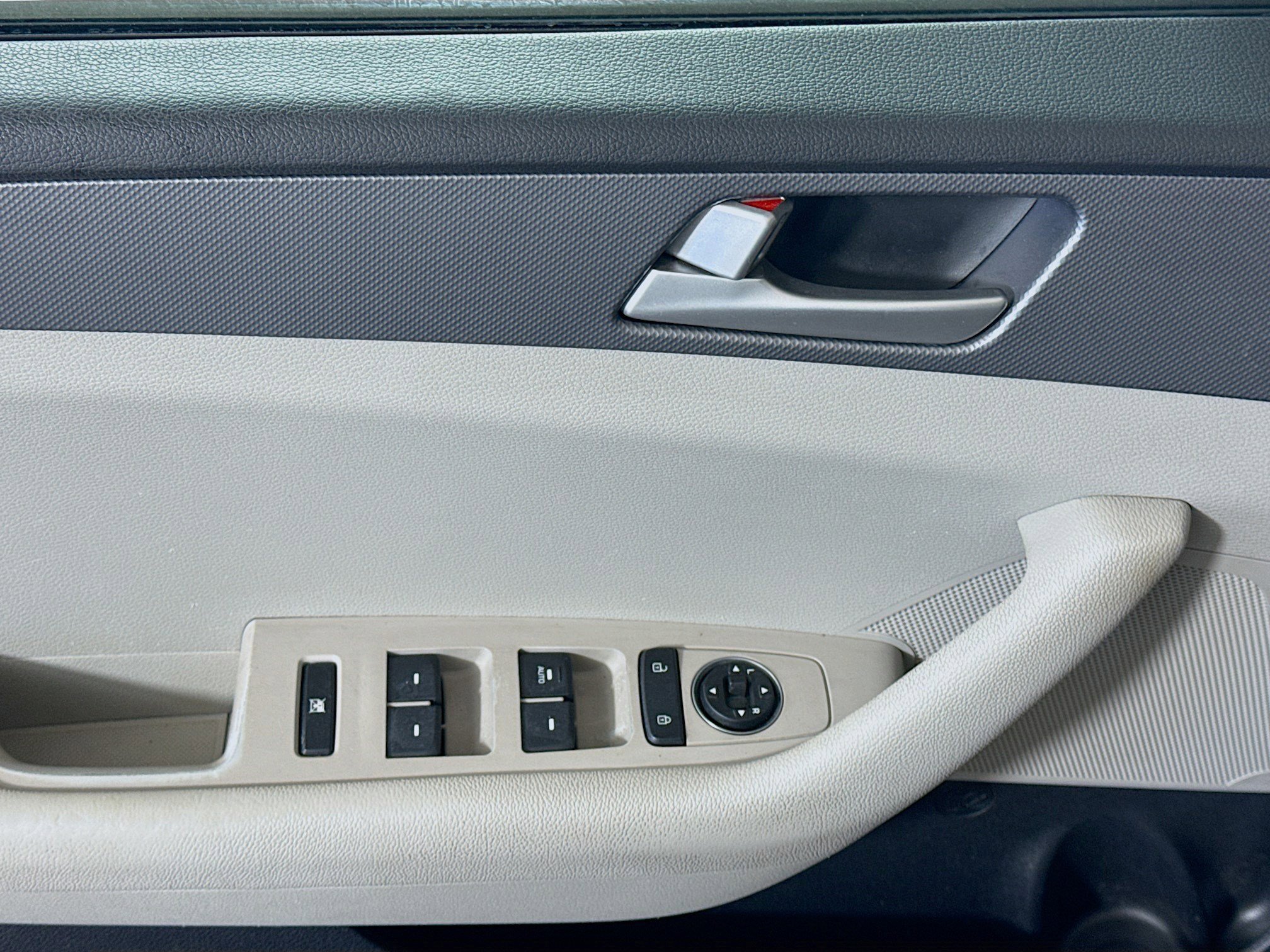 Used 2016 Hyundai Sonata SE image 23