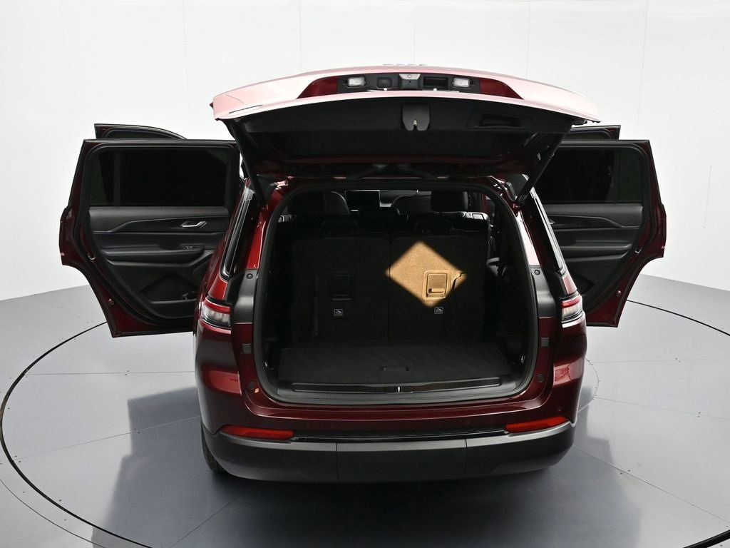 Used 2024 Jeep Grand Cherokee L Altitude image 57