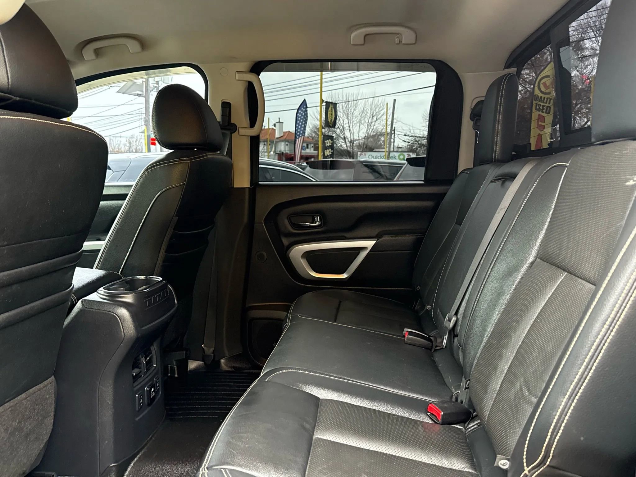 Used 2017 Nissan Titan PRO-4X w/ Pro-4x Convenience Package image 26