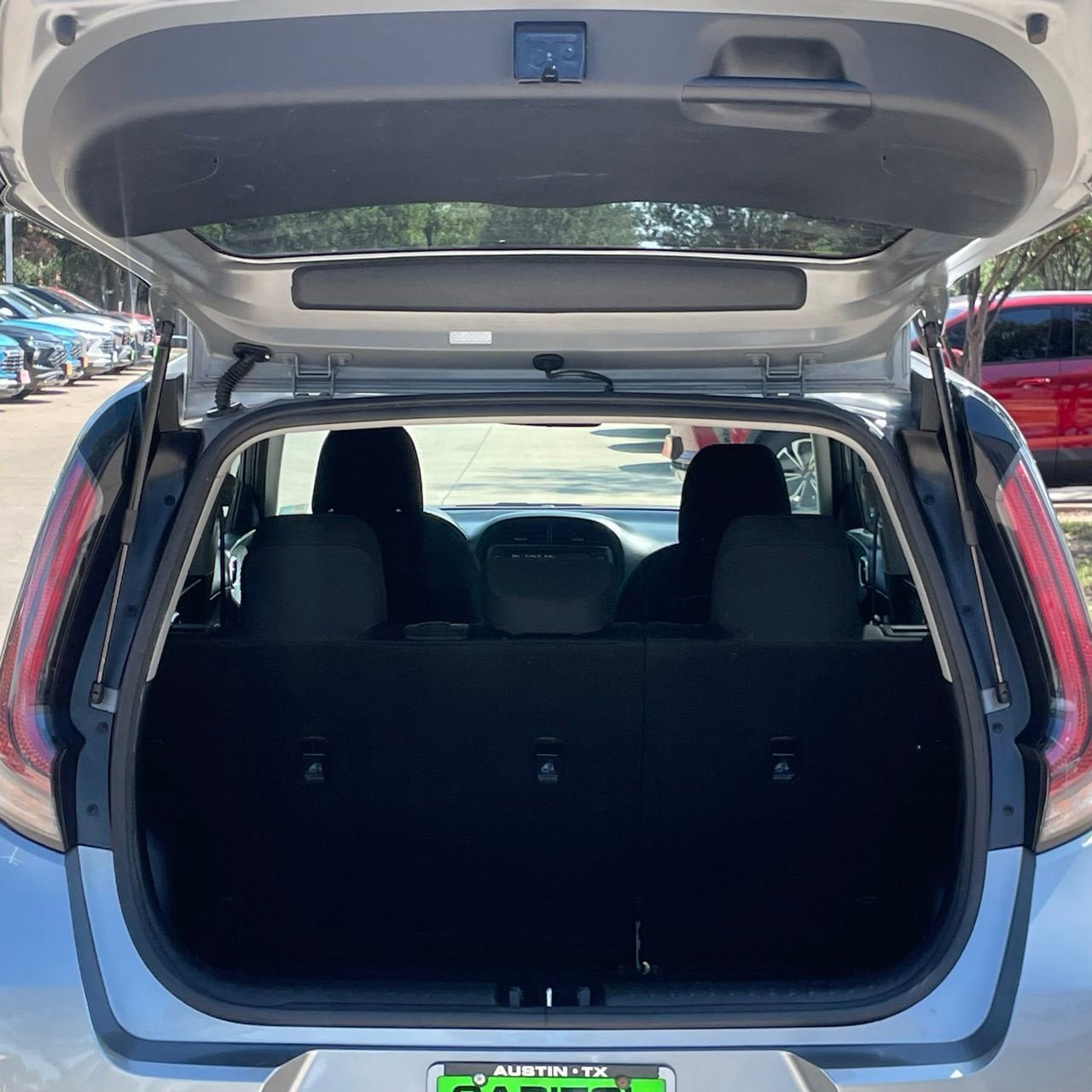 Used 2024 Kia Soul LX w/ Option Group 015 FWD image 24