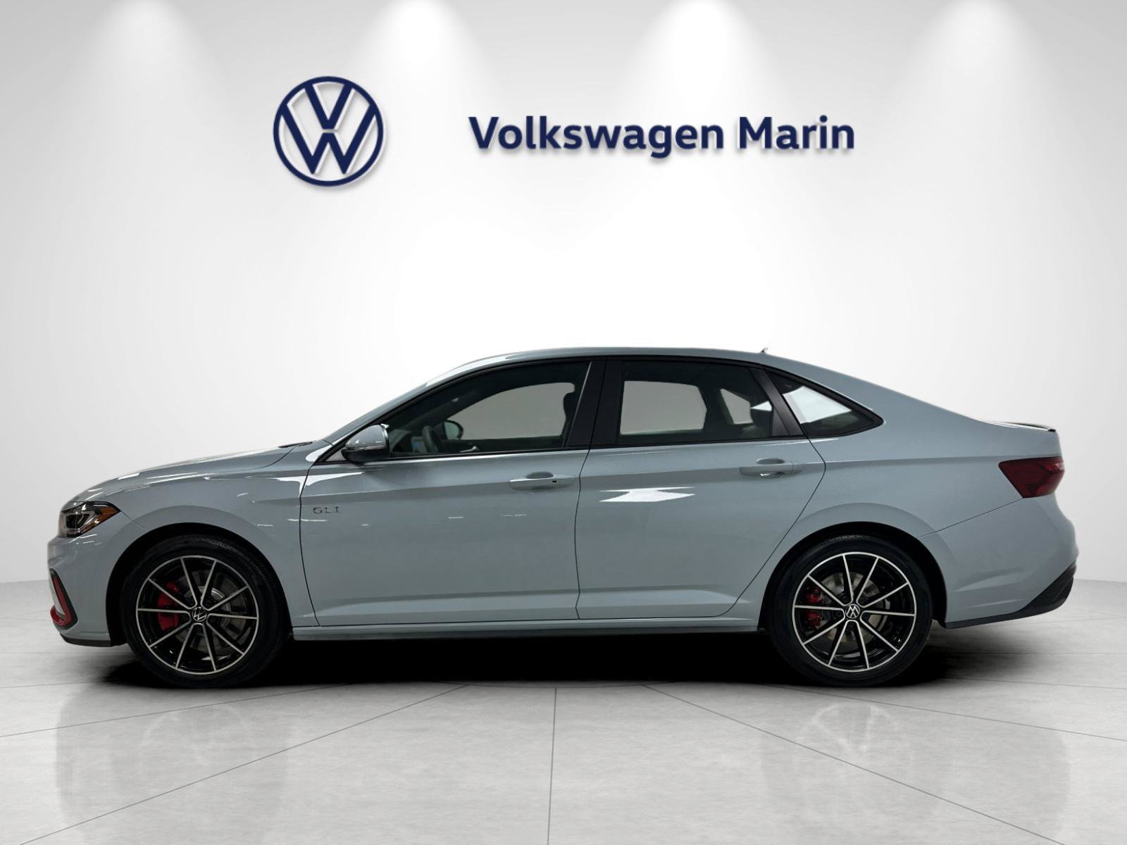 New 2027 Volkswagen Jetta GLI Autobahn FWD image 2