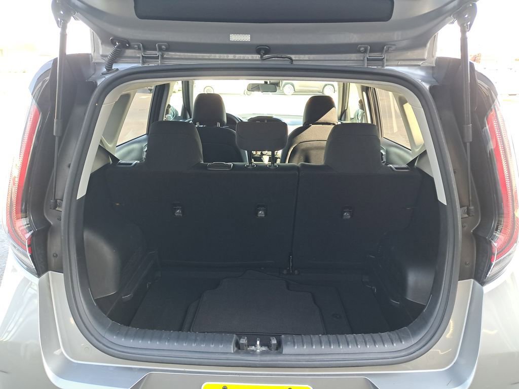 Used 2023 Kia Soul LX w/ Option Group 015 image 20