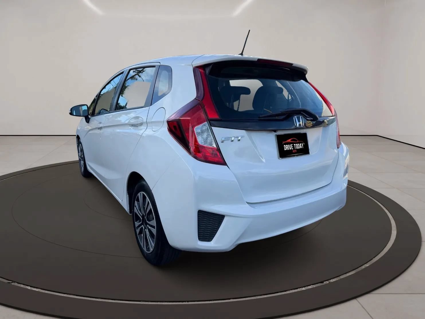 Used 2015 Honda Fit LX image 6