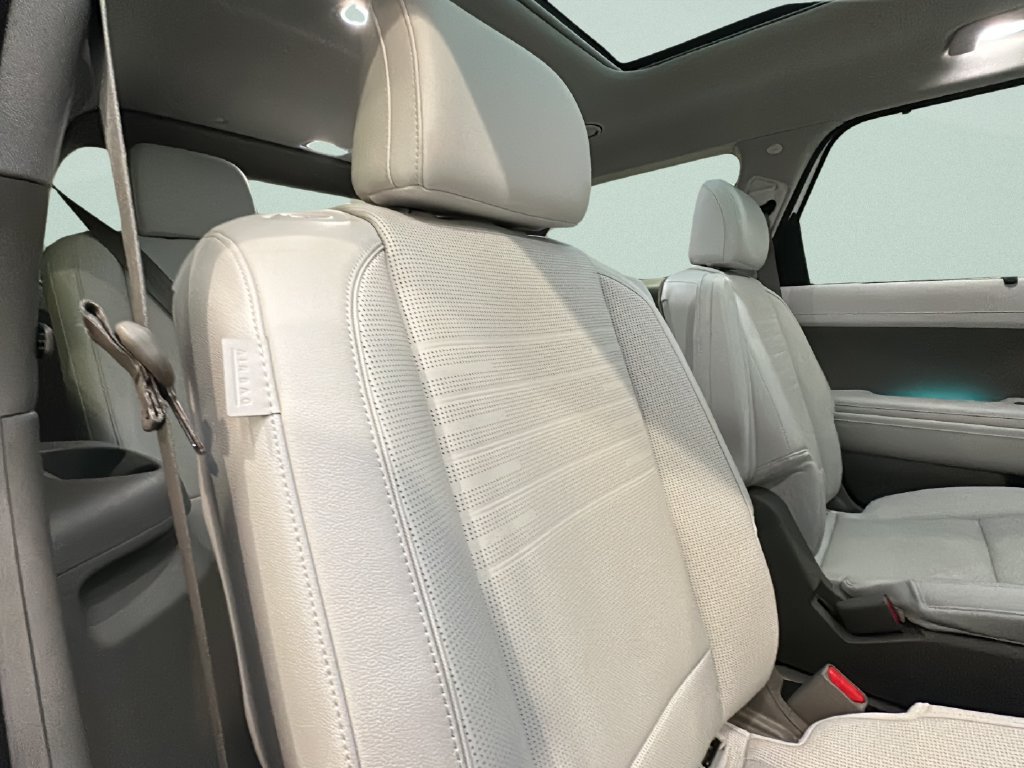 Certified 2026 Hyundai Palisade Limited AWD/4WD image 20