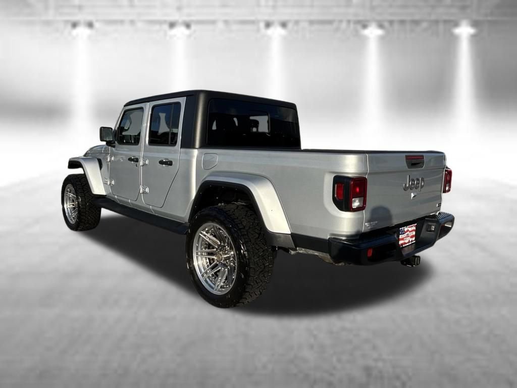 Used 2022 Jeep Gladiator Overland w/ Popular Equipment Package AWD/4WD image 7