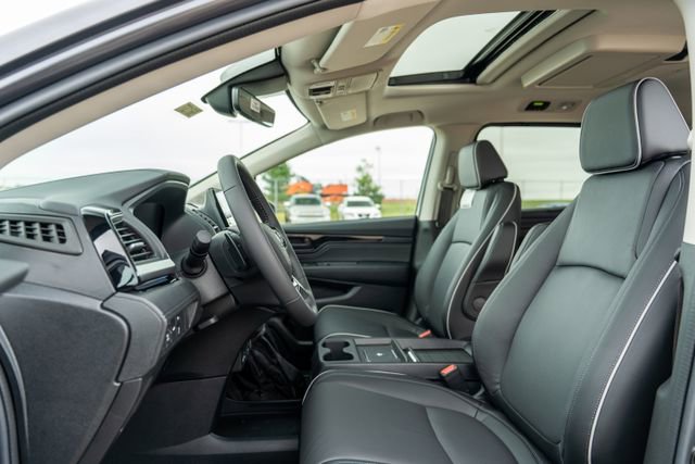 New 2026 Honda Odyssey Touring image 15