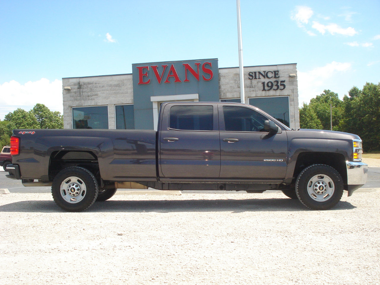 Used 2015 Chevrolet Silverado 2500 W/T image 1