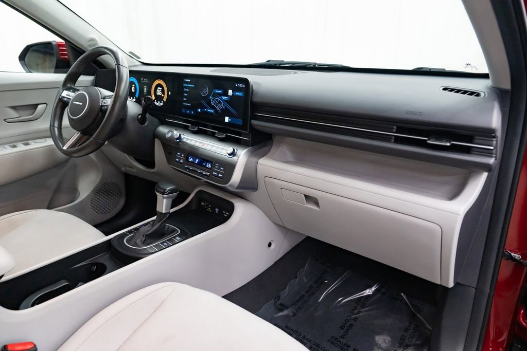 Used 2024 Hyundai Kona SEL image 28