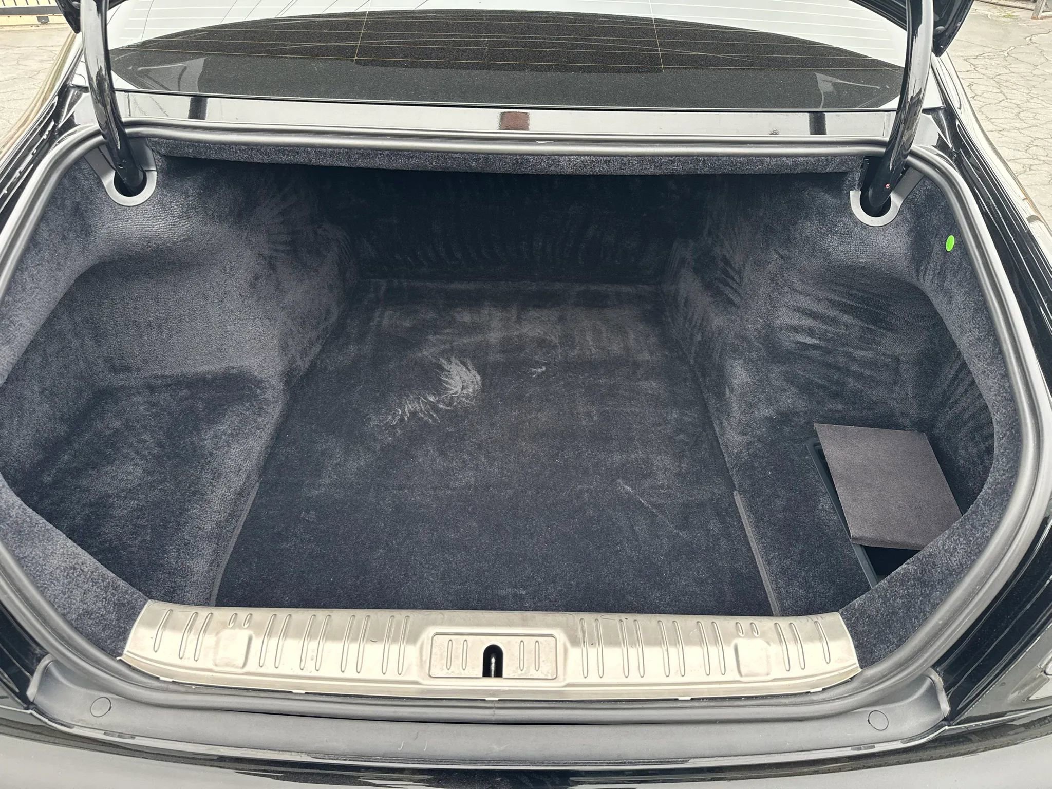 Used 2013 Rolls-Royce Ghost RWD image 32