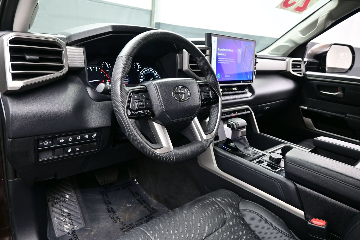 Used 2023 Toyota Tundra Limited AWD/4WD image 13