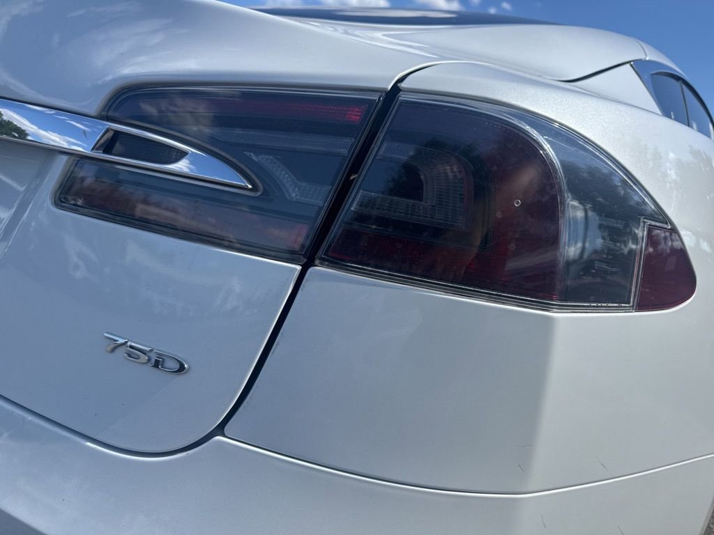 Used 2018 Tesla Model S 75D AWD/4WD image 24