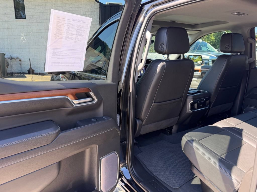 Used 2023 GMC Sierra 1500 Denali w/ Denali Reserve Package AWD/4WD image 39