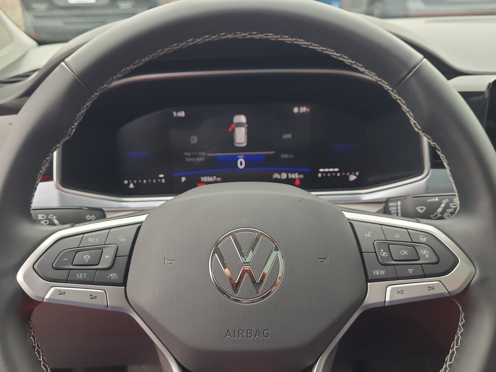 Certified 2025 Volkswagen Taos SE image 22