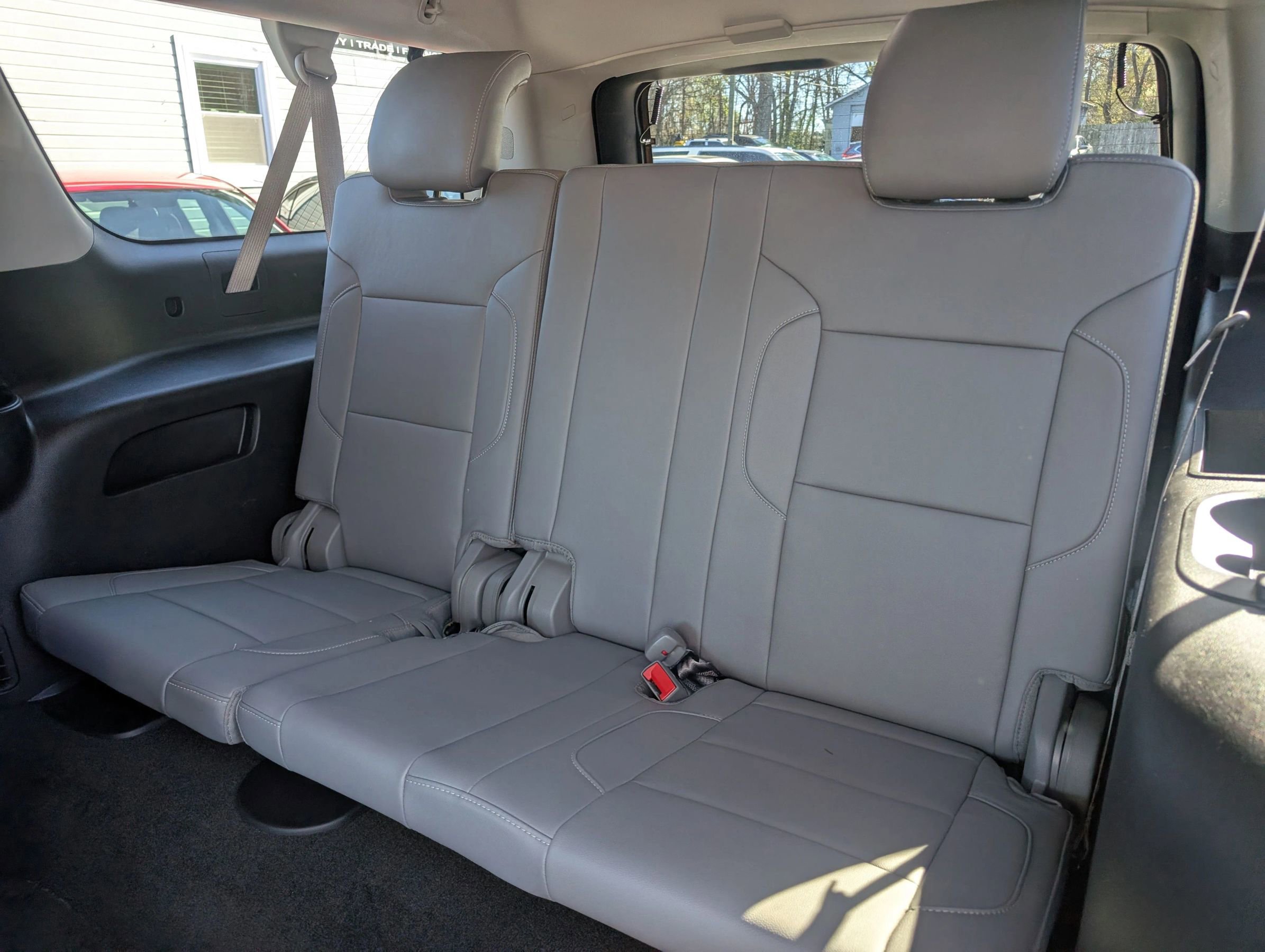 Used 2016 Chevrolet Suburban LT w/ Luxury Package AWD/4WD image 38