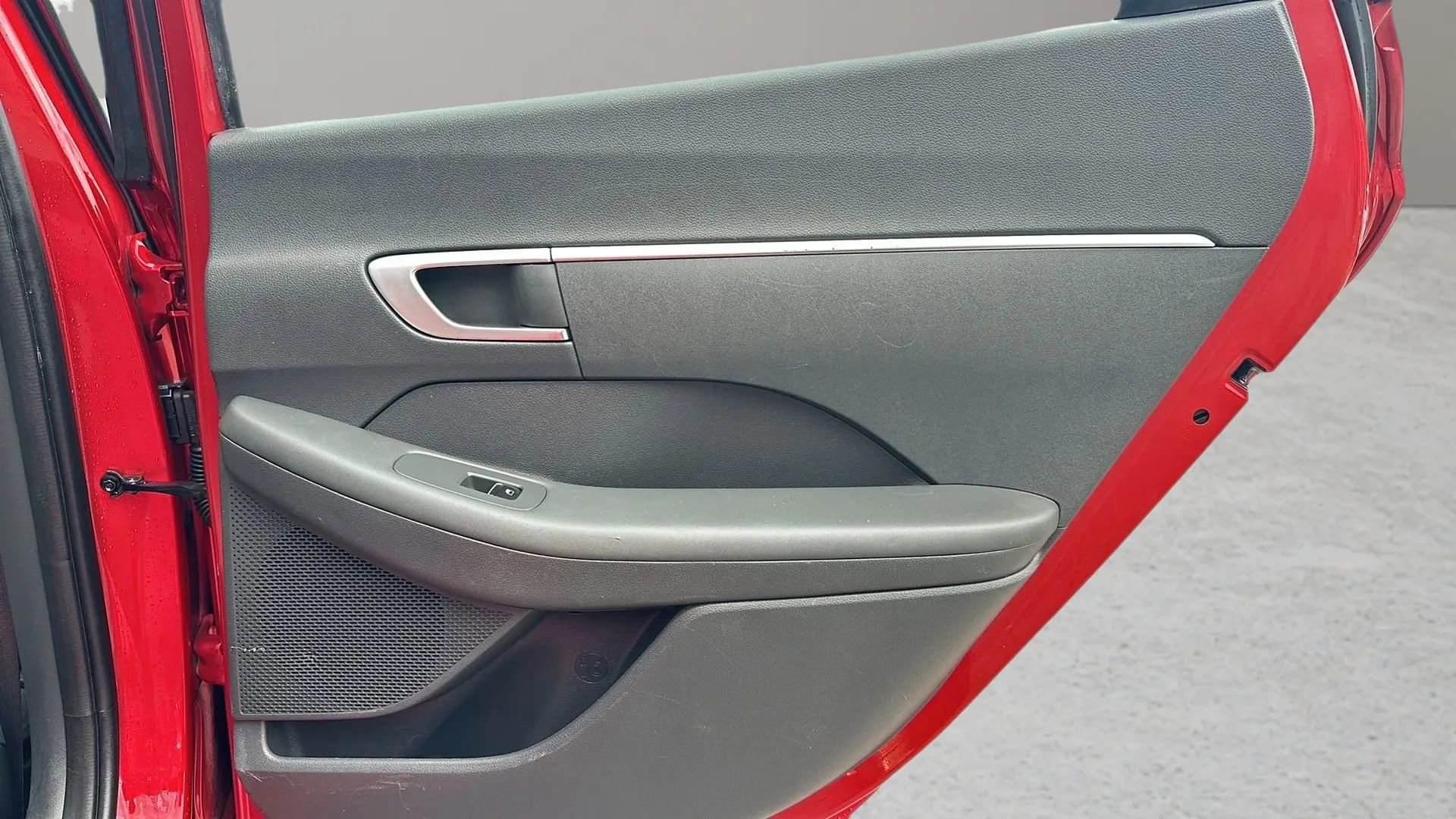 Used 2020 Hyundai Sonata SE w/ Cargo Package image 35