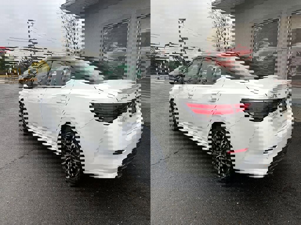 Used 2021 Nissan Sentra SR image 5