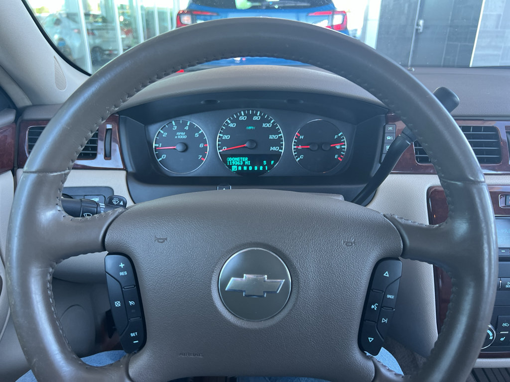 Used 2007 Chevrolet Impala LT FWD image 9