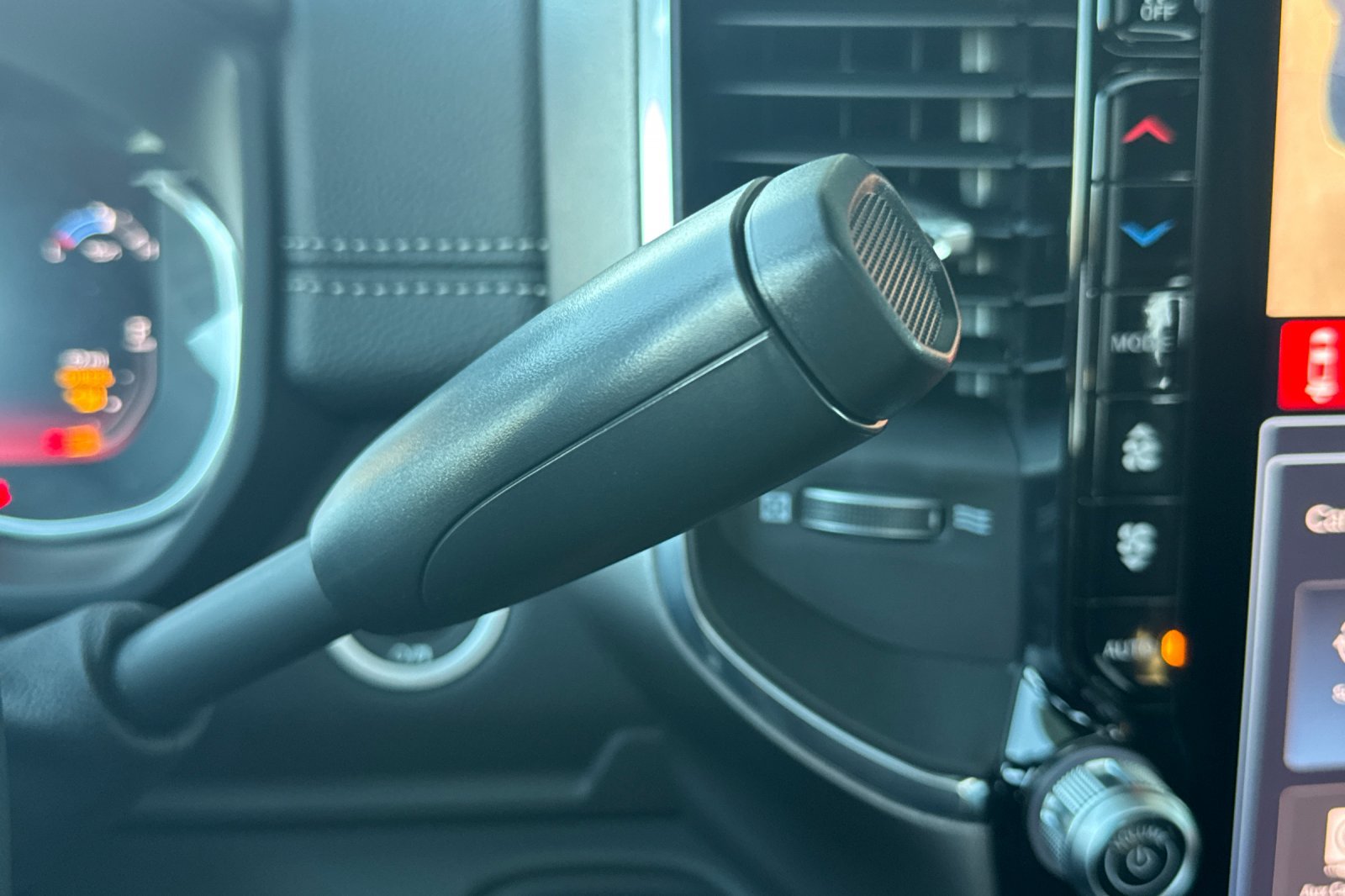 New 2027 RAM 3500 Laramie AWD/4WD image 20