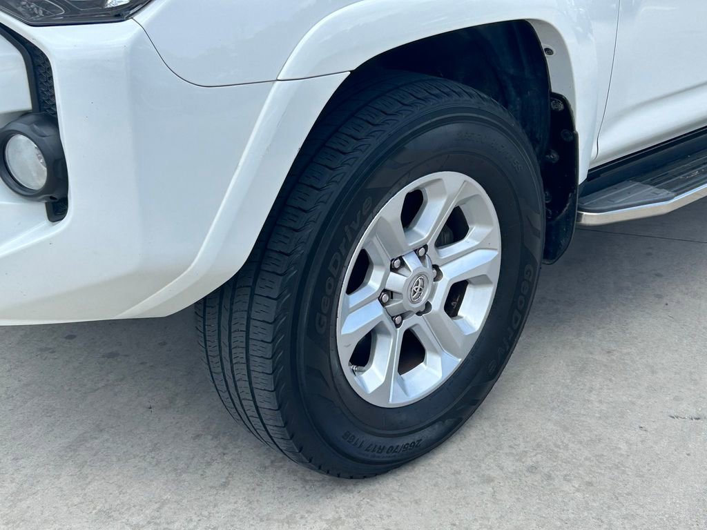 Used 2019 Toyota 4Runner SR5 image 9