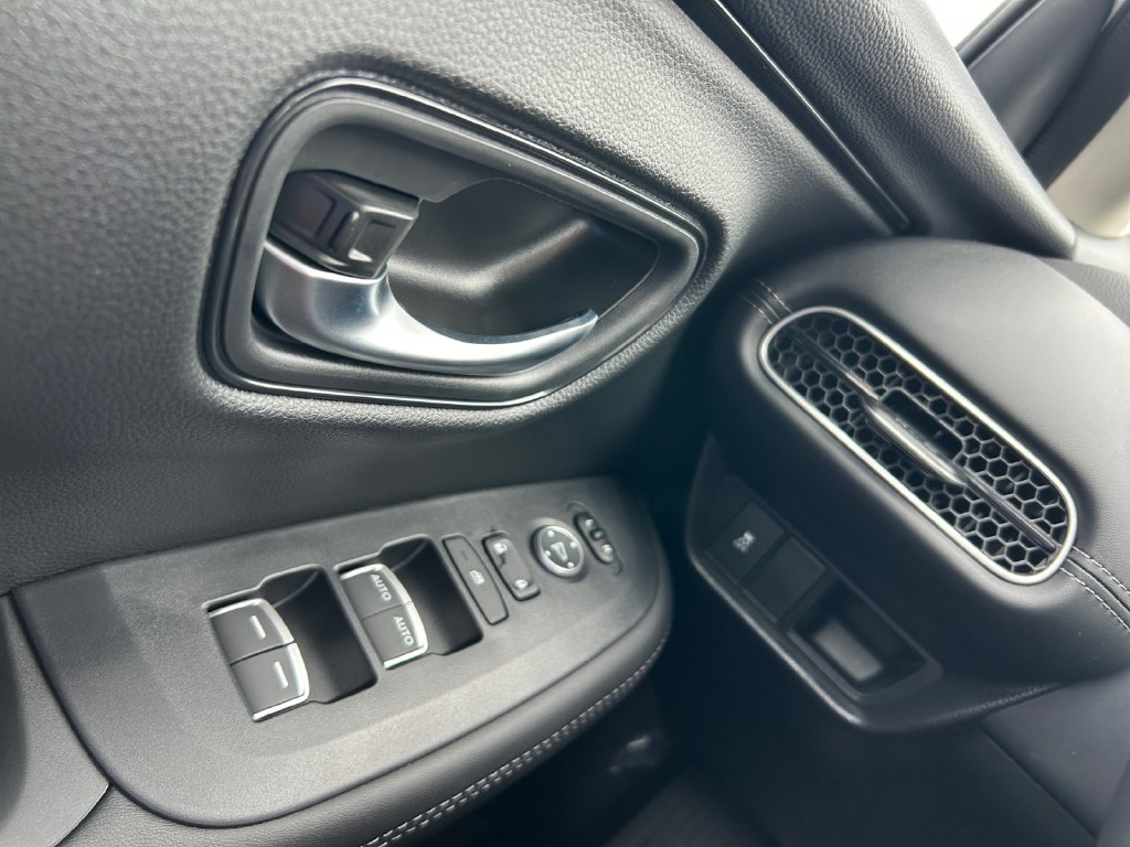 New 2027 Honda HR-V EX-L image 24