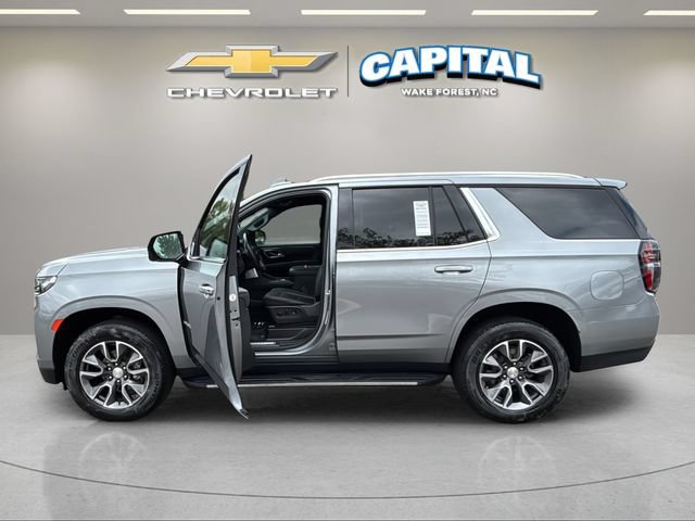 Used 2023 Chevrolet Tahoe LT w/ Luxury Package AWD/4WD image 3