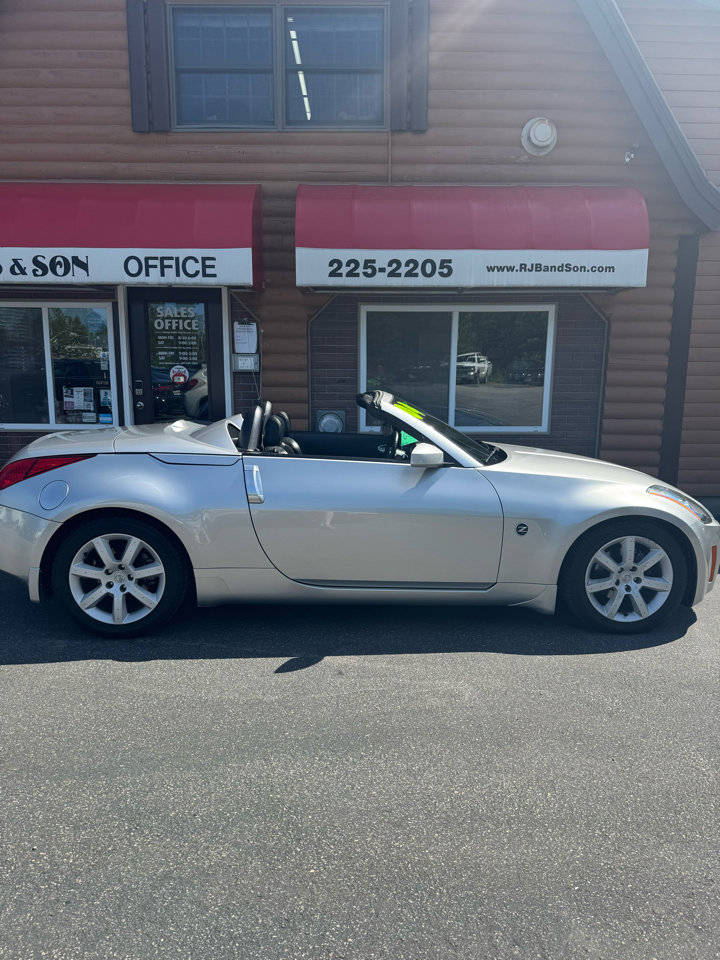 Used 2004 Nissan 350Z Touring image 15