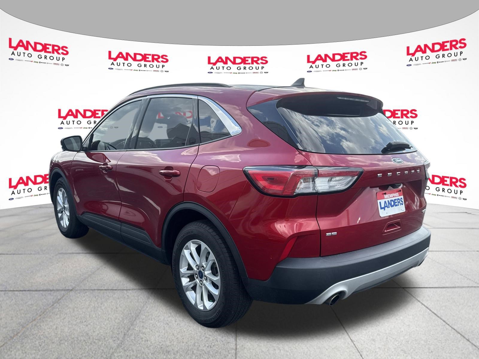 Used 2020 Ford Escape SE FWD image 5