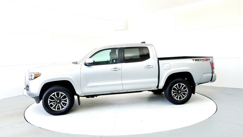 Certified 2023 Toyota Tacoma TRD Sport w/ Technology Package AWD/4WD image 3