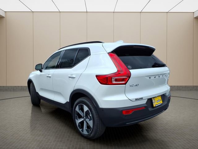 New 2026 Volvo XC40 B5 Plus w/ Protection Package Premier image 7