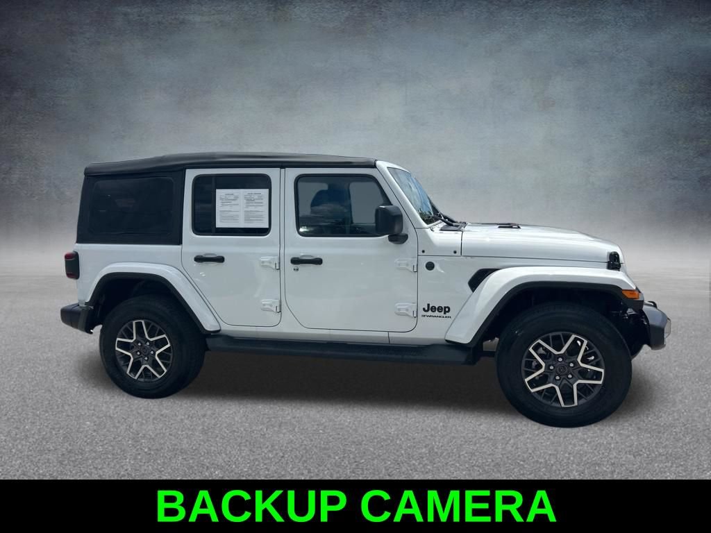 Certified 2025 Jeep Wrangler Unlimited Sahara AWD/4WD image 4