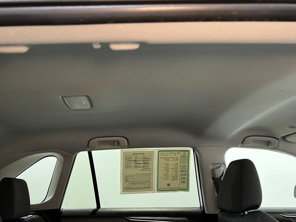 Used 2024 Toyota RAV4 XLE image 17