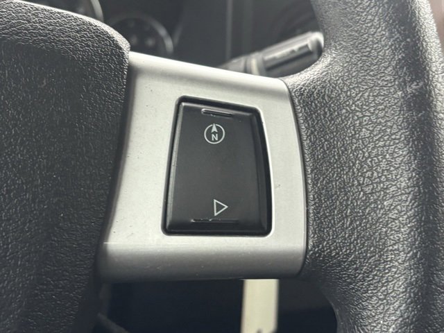 Used 2009 Jeep Commander Sport image 19